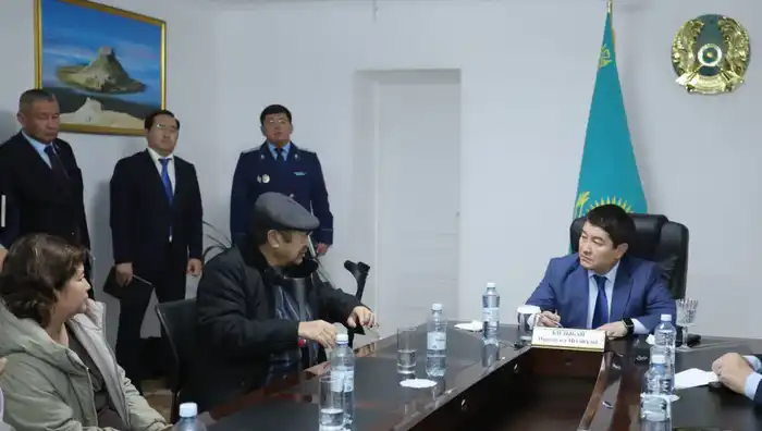Нурдаулет Килыбай принял жителей Каракиянского района по личным вопросам (5)