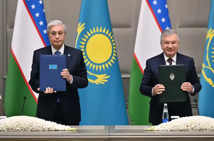 Между министерствами юстиции Казахстана и Узбекистана подписана программа сотрудничества (2)