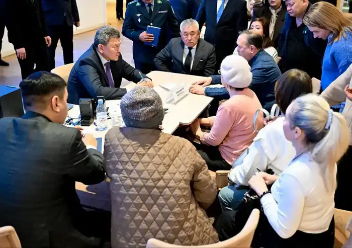 703 человек обратились на личный прием граждан в СКО (9)