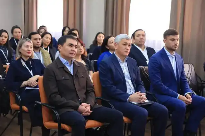 В Карагандинской области впервые при поддержке Сената стартовал проект «Школа аналитики» (8)