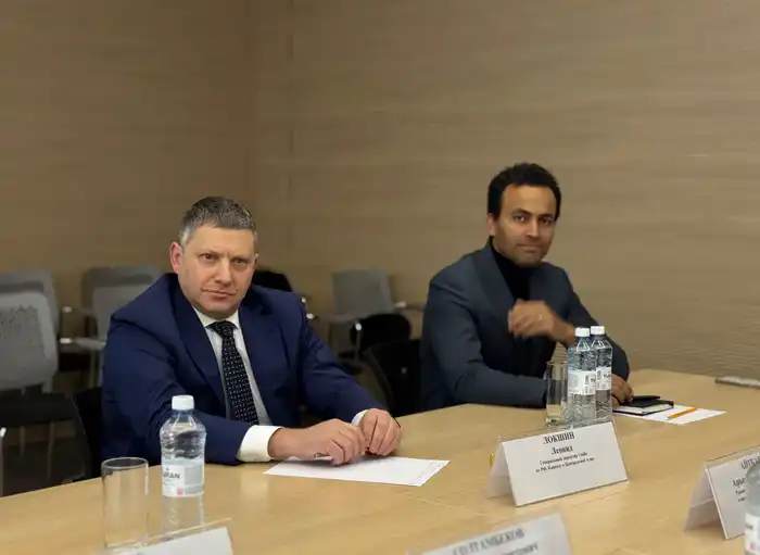 Асхат Шахаров обсудил с послом Франции инвестиционные проекты в Актюбинской области (3)