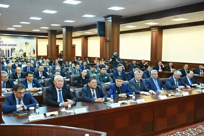 Обсуждены задачи, поставленные в Послании (3)