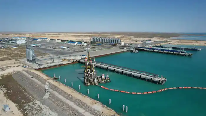 В Мангистауской области по поручению Президента продолжается развитие СЭЗ «Морпорт Актау» (5)