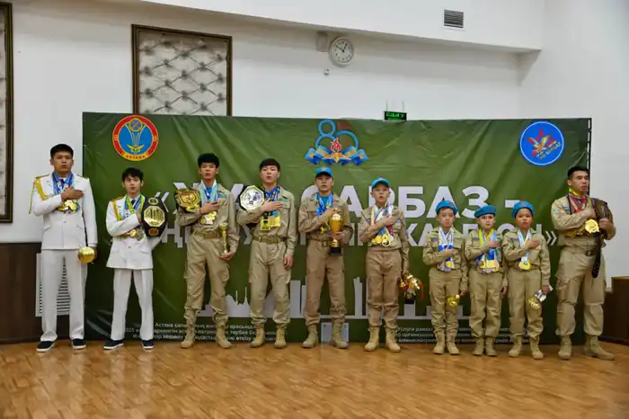 В Астане завершился конкурс военно-патриотической песни, приуроченный к 100-летию Алии Молдагуловой (6)