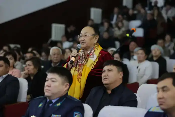 Ербол Карашукеев встретился с жителями Таласского района (4)