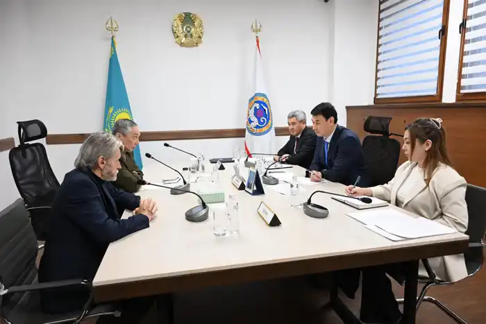 Аким Алматы провел личный прием граждан: рассмотрены вопросы жителей по развитию инфраструктуры, благоустройству и соцподдержке (3)