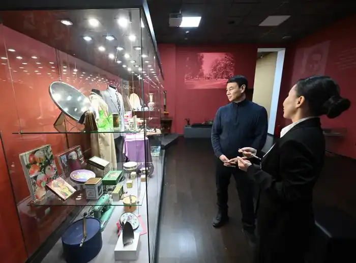 Аким Алматы Дархан Сатыбалды ознакомился с деятельностью Дворца школьников и Музея Алматы (5)