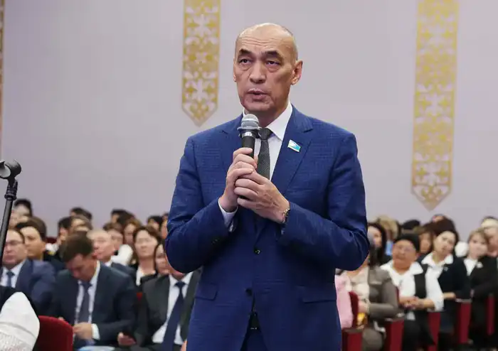 Министр просвещения РК прибыла с рабочим визитом в Жамбылскую область (6)