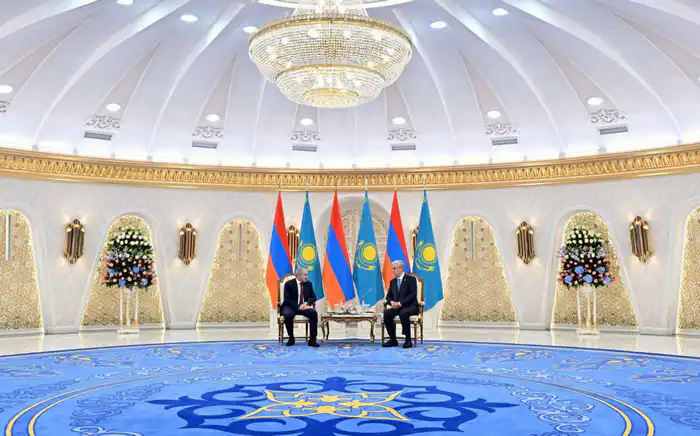 Переговоры Токаева и Пашиняна