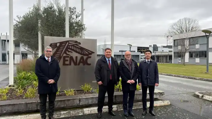 Казахстан и Франция договорились о сотрудничестве в сфере подготовки кадров для гражданской авиации (4)