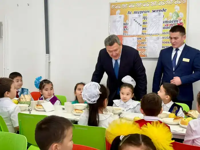 Аким области с рабочей поездкой посетил Акжарский район (8)