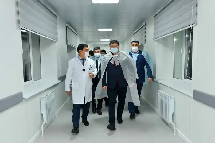 В городе Аягоз начала работу новая реанимационная служба (4)