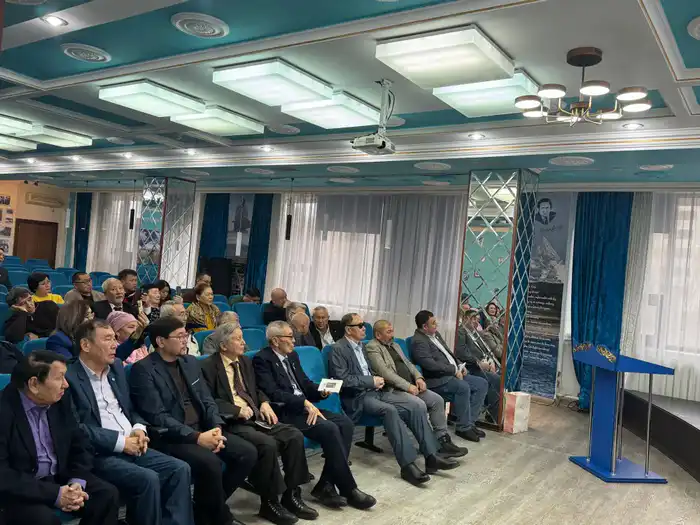 Состоялась презентация книги «Жоқшы» (2)