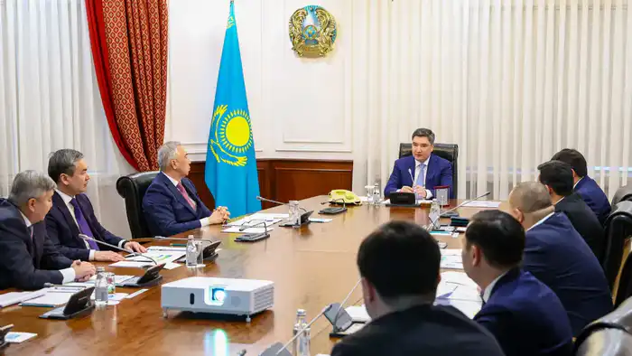 Олжас Бектенов провел совещание по вопросу развития инфраструктуры специальных экономических и индустриальных зон (5)