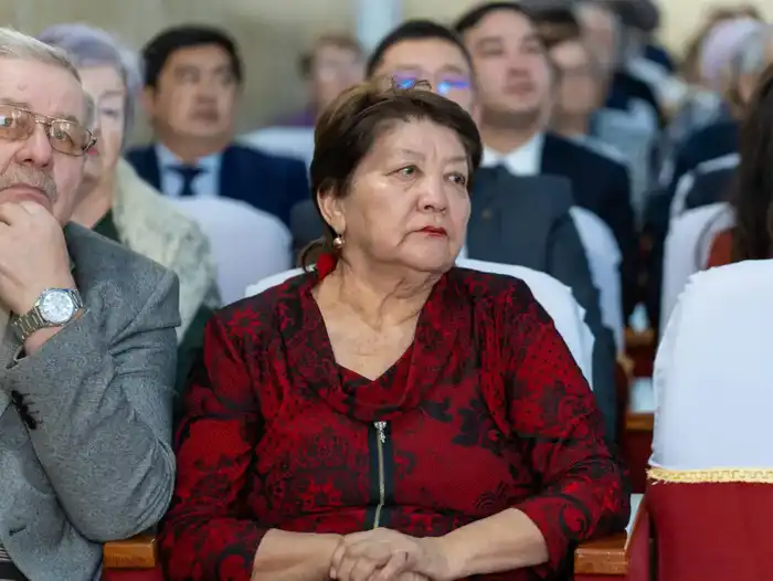 Аким ВКО провел встречу с населением Шемонаихинского района (4)