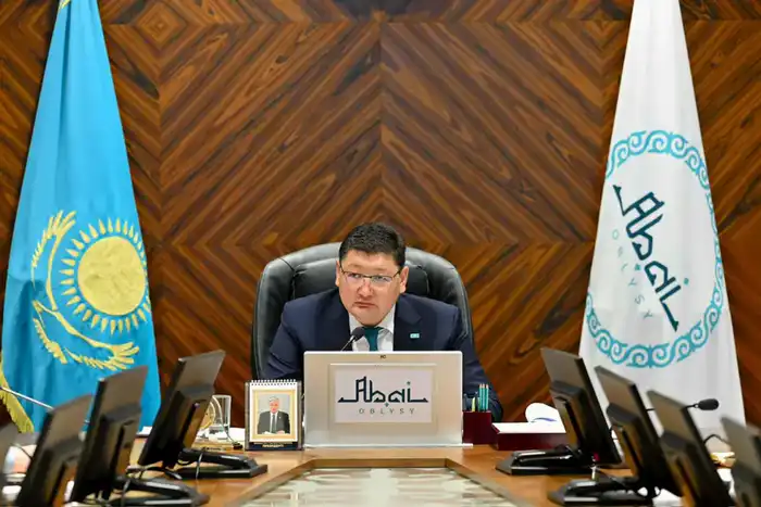 На расширенном аппаратном совещании обсуждено качество строительства в регионе (4)