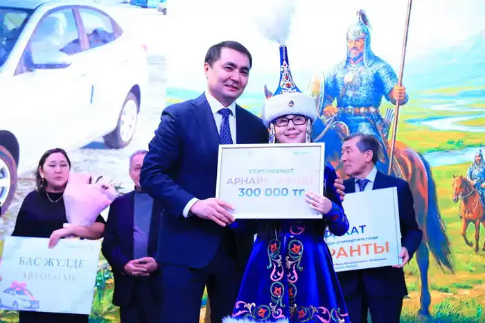 «Тұлпар мініп, ту алған!»: в Карагандинской области выбрали лучших знатоков казахской классики (10)