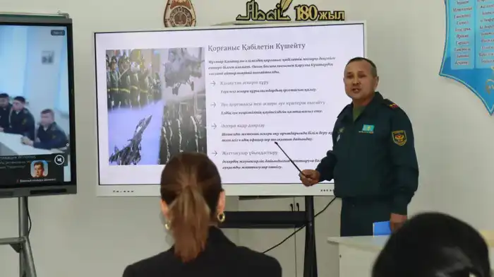 В ШЫМКЕНТЕ ПРОШЛА РЕСПУБЛИКАНСКАЯ КОНФЕРЕНЦИЯ, ПОСВЯЩЁННАЯ 80-ЛЕТИЮ ГЕНЕРАЛА АРМИИ (2)