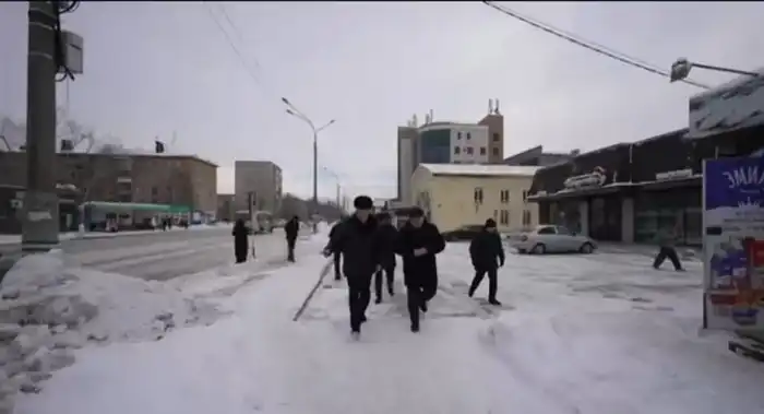 Аким ВКО проверил очистку улиц Усть-Каменогорска от снега и работу транспорта (10)