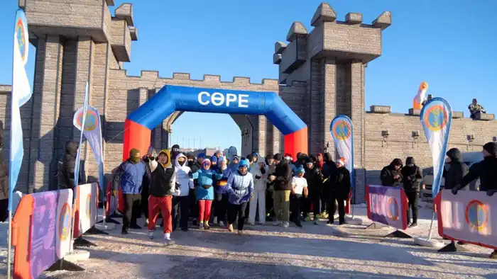 Более 700 астанчан приняли участие в новогоднем забеге (5)