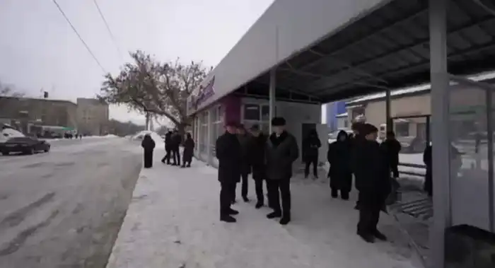 Аким ВКО проверил очистку улиц Усть-Каменогорска от снега и работу транспорта (4)