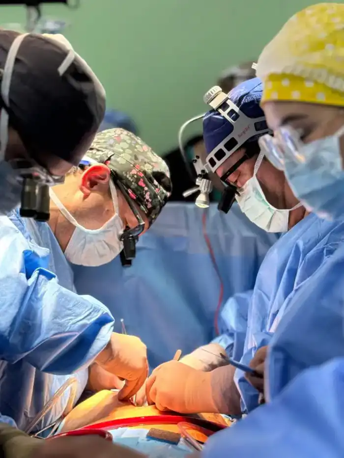 В Алматы выписали пациента после первой трансплантации сердца (3)