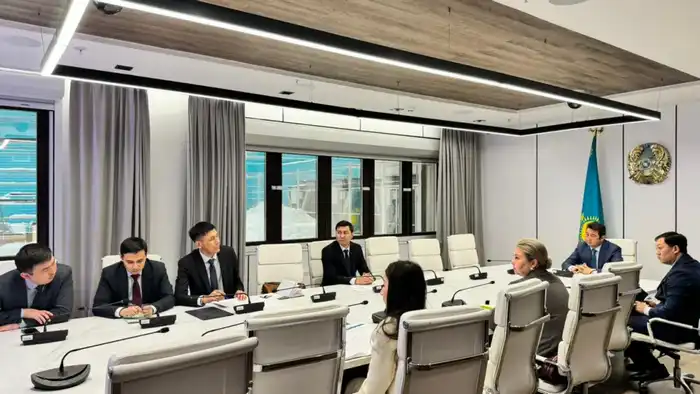 Айдарбек Сапаров провел личный прием граждан (3)