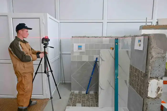 Глава региона ознакомился с работой Высшего колледжа геодезии, картографии и строительства (3)