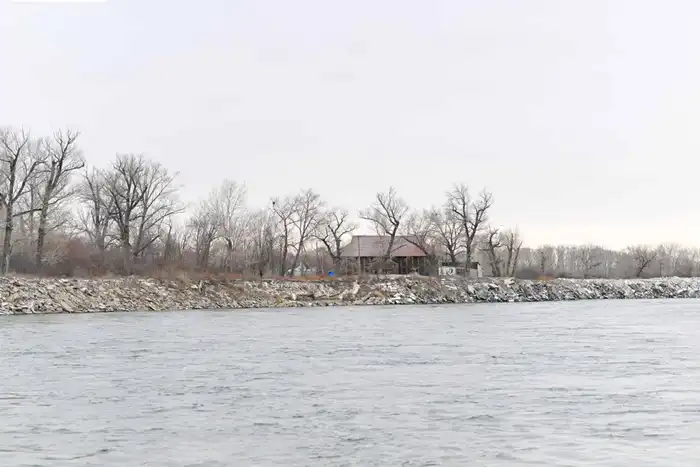 Проведена проверка участков, подверженных риску паводков (4)