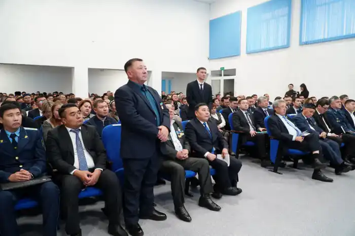 Аким Акмолинской области Марат Ахметжанов встретился с жителями Ерейментауского района (5)