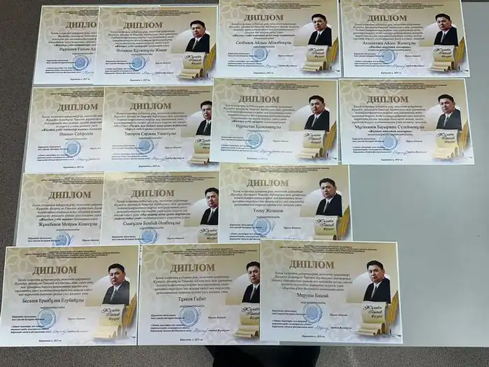 В Карагандинской области вручили премию имени Жұмабека Ташенова (3)