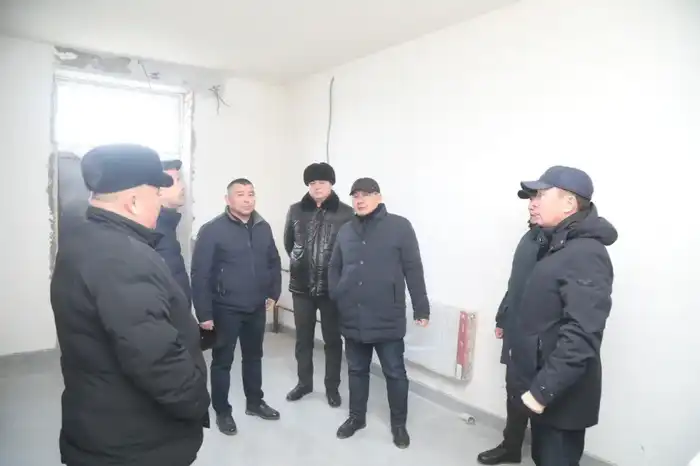 Заместитель акима области посетил строительные объекты в Арале (9)