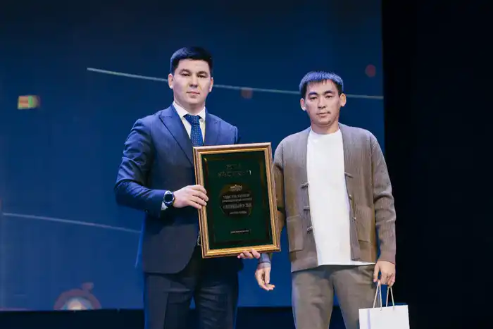 В Атырау состоялась церемония награждения победителей регионального конкурса «Предприниматель года-2025» (7)