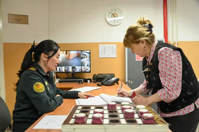 Сегодня специалисты военного архива отмечают профессиональный праздник (2)