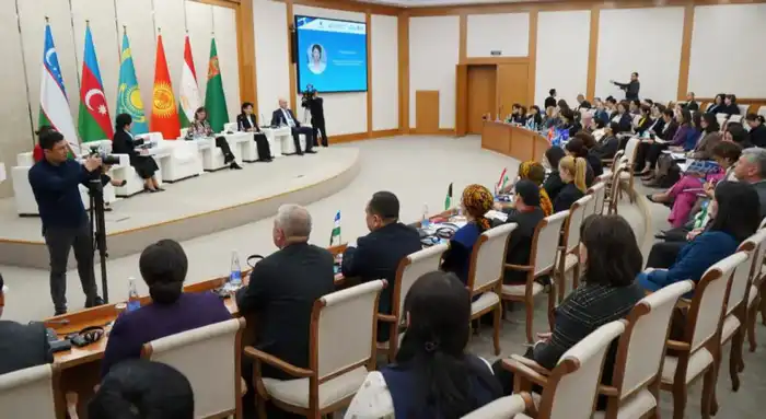 Директор Департамента международного права Айша Айткалиева приняла участие в семинаре на тему «Обеспечение доступа к правосудию для всех женщин и девушек в Центральной Азии: укрепление правовых и институциональных мер» (5)