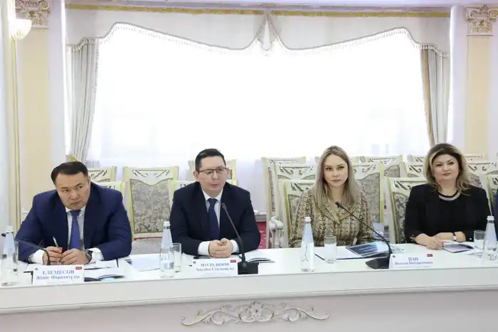 Председатель Высшего Судебного Совета Дмитрий Малахов принял участие в круглом столе на тему «Антикоррупционная устойчивость и конституционные права человека: формула “Закон и Порядок”» (4)