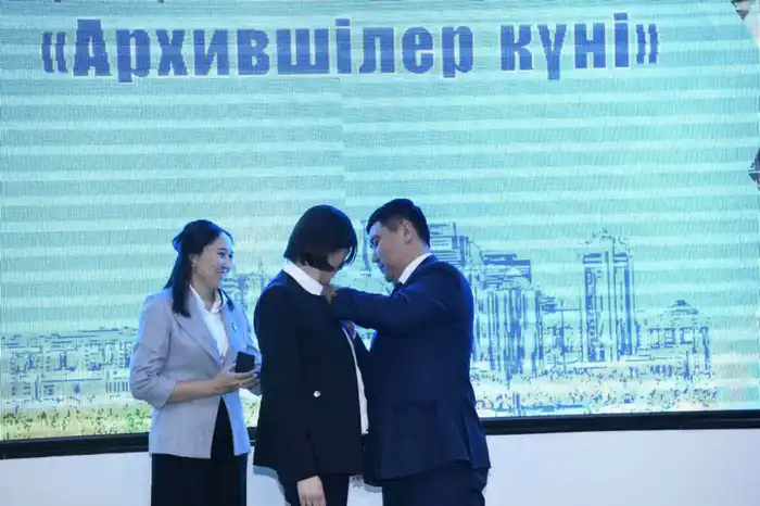 Праздничное мероприятие в честь Дня архивистов провели в Астане (8)