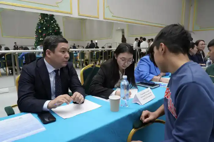 «Закон и порядок»: акцию «Народный юрист» организовали для жителей столицы (5)