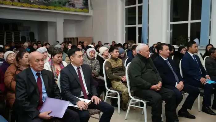 Аким ВКО встретился с жителями Маралды (8)