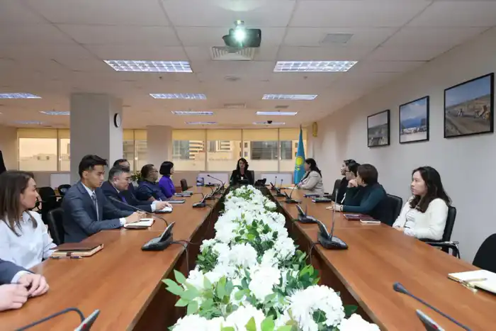 В Министерстве транспорта РК состоялся совместный семинар-тренинг (2)