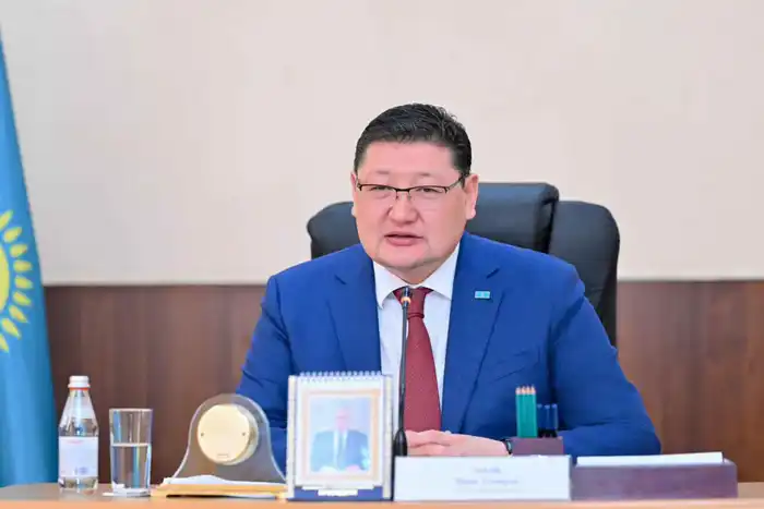 Аким области представил нового акима Кокпектинского района (2)