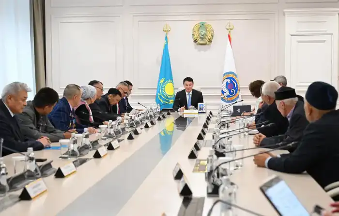 Аким Алматы встретился с участниками декабрьских событий 1986 года (6)