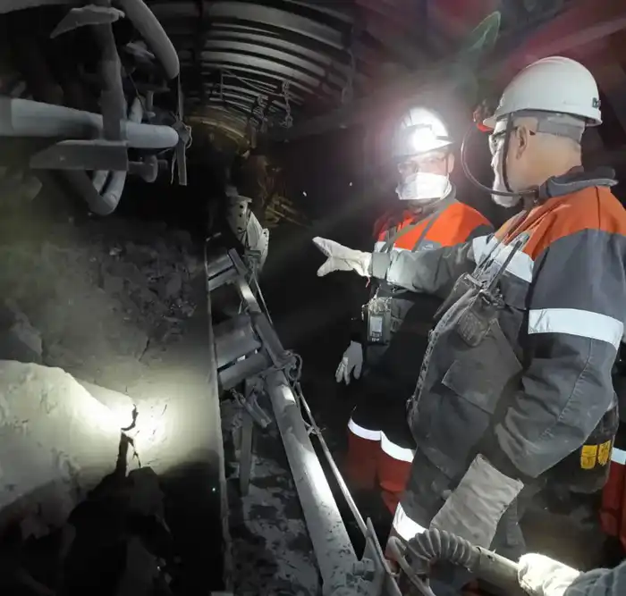 Вице-министр по чрезвычайным ситуациям посетил шахту имени Костенко с рабочим визитом (5)