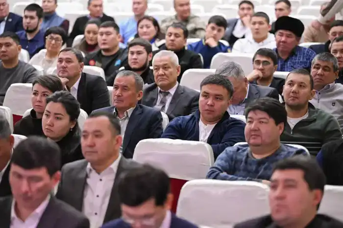 Серик Жарасбаев провёл встречу с населением Павлодарской области (7)