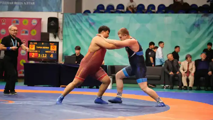 В ВКО стартовал региональный турнир Кубка акима по борьбе (6)