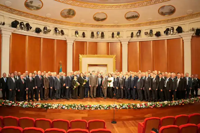 Госнаграды за свет и тепло: Министр энергетики Ерлан Аккенженов поздравил работников отрасли с профессиональным праздником (9)