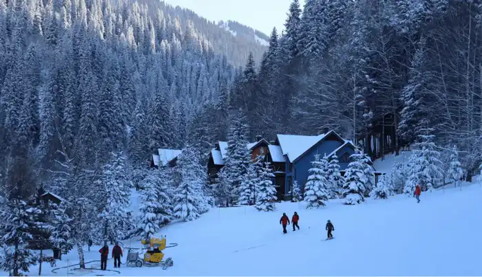 Новый бренд Алматинской области: самый большой каток в Казахстане принимает туристов (2)