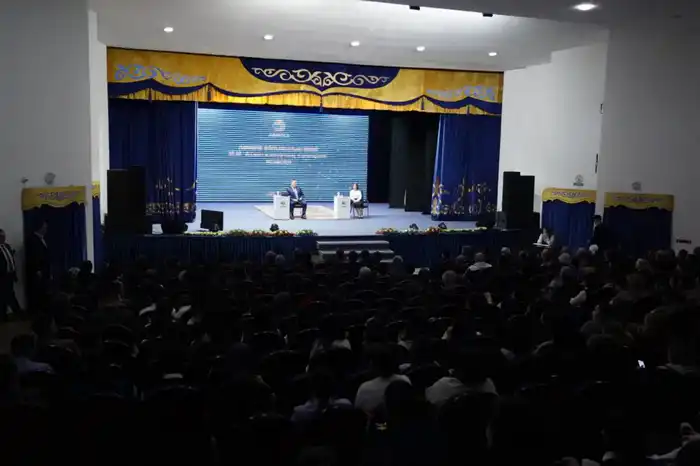 Аким Акмолинской области Марат Ахметжанов провел встречу с жителями Коргалжынского района (10)