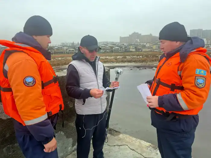 МЧС призывает граждан не выходить на тонкий лёд и соблюдать правила безопасности на водоёмах (7)