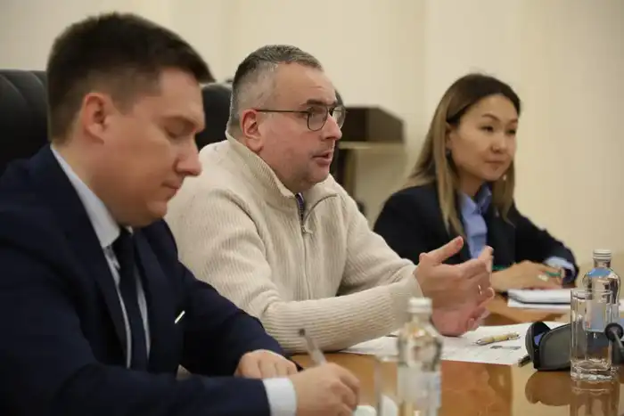 Казахстан и ООН укрепляют сотрудничество в сфере волонтёрства (2)